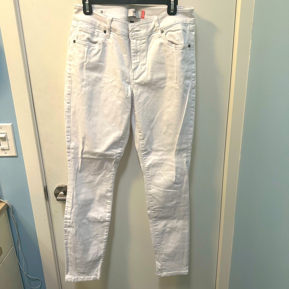 Cabi White Jeans “The Skinny”